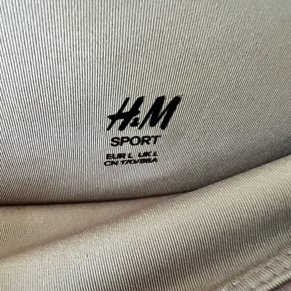 H&M Sport crop pants women size large, pink - Picture 3 of 6
